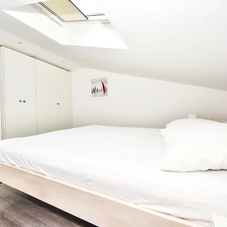 Luxury Mondo-4 By Interhome Daire