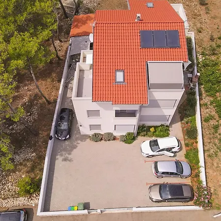 Daire Luxury Mondo-4 By Interhome Vir